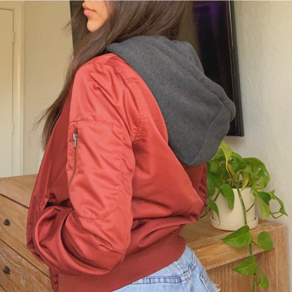Bomber Jacket - Picture 3 of 3